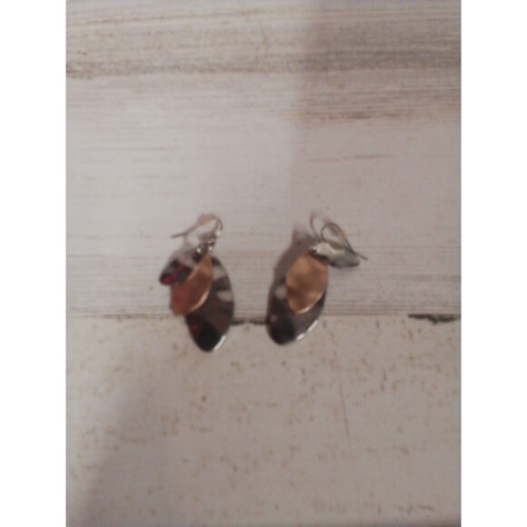 Multicolor Dangle Earring Beautiful Can Be One Casual Or Formal - Picture 1 of 7